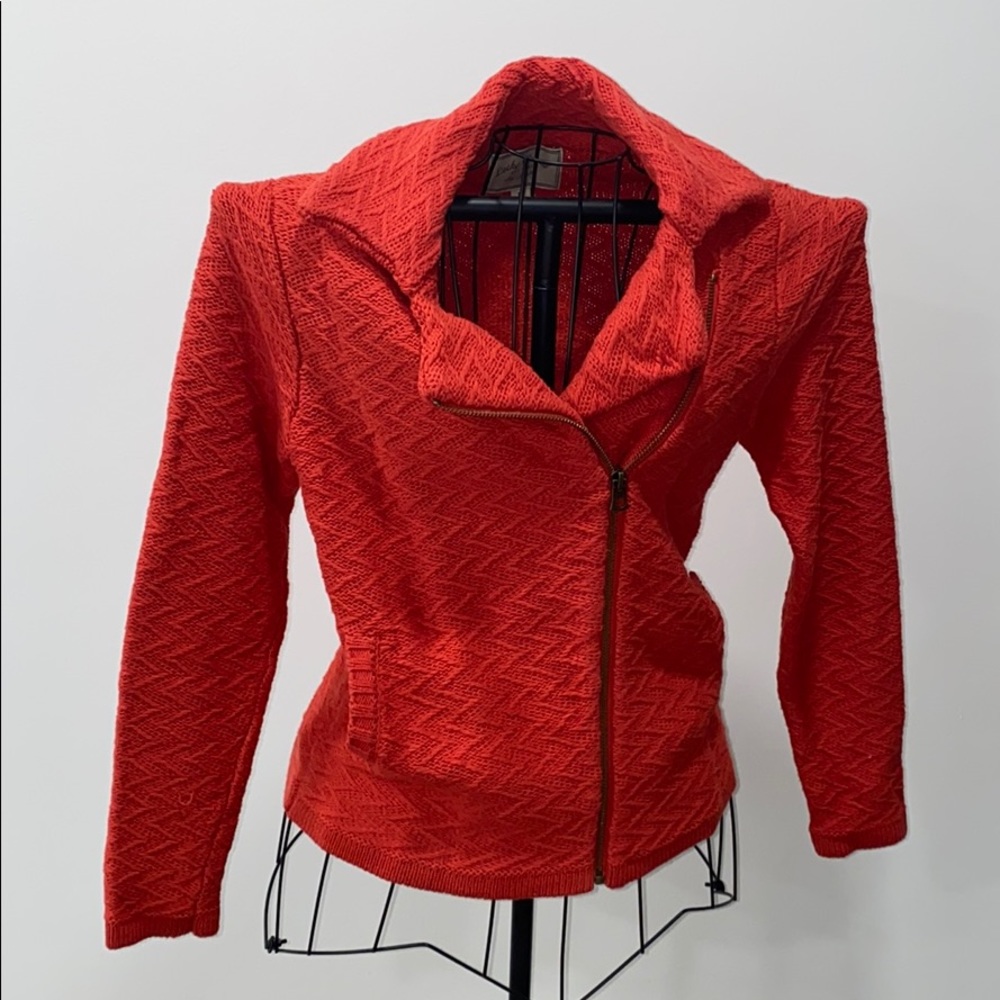Lucky brand sweater size M